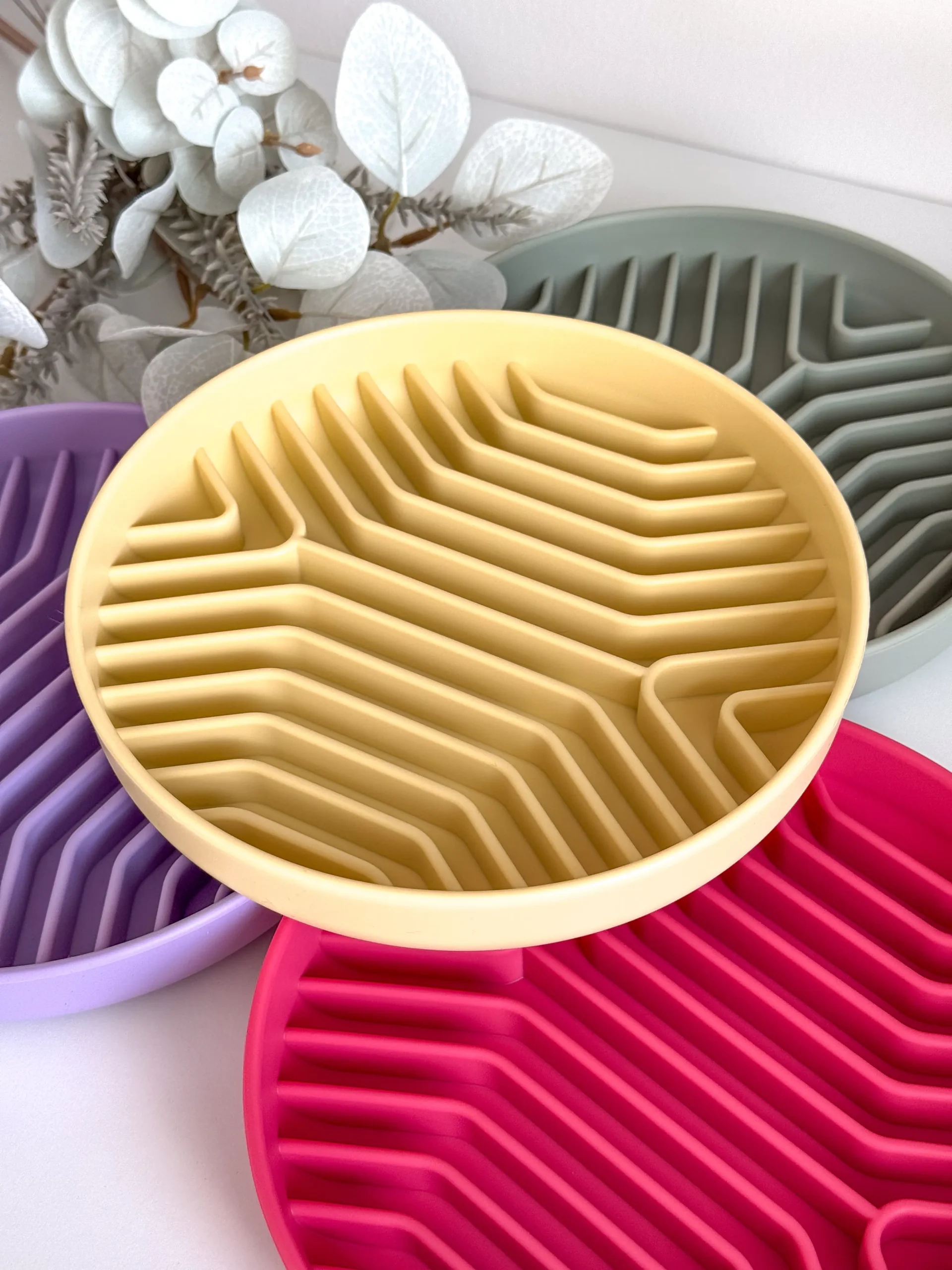 Slow Bowl Stripes